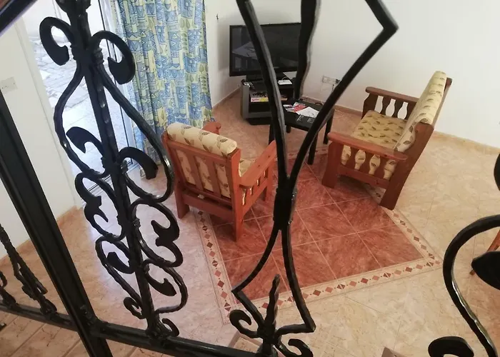 Chriselina Gottage パ フォス