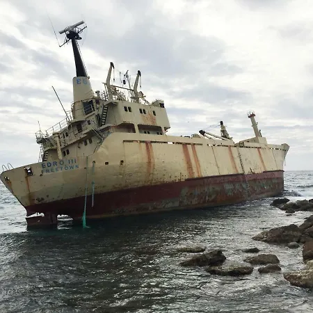 Chriselina Gottage *