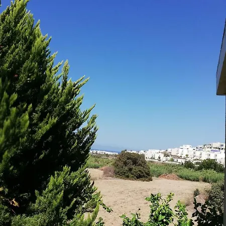 Chriselina Gottage شقة