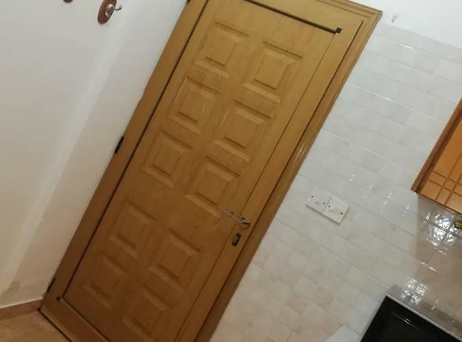 Chriselina Gottage Πάφος