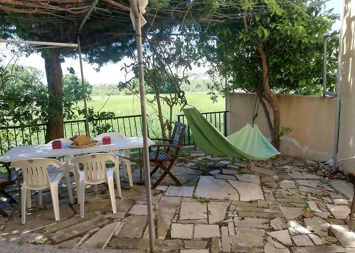 Chriselina Gottage Πάφος